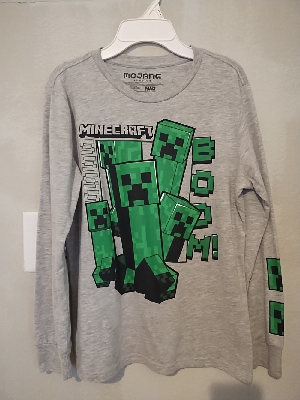Minecraft Boys' Gray Long Sleeve Tee with Creeper Graphic